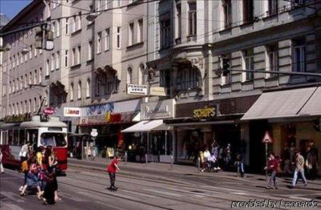 Vera Viena